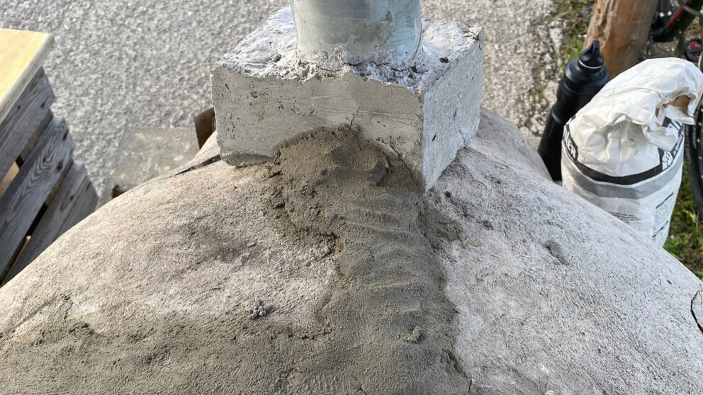 Impression zur Renovation des Pizzaofens auf dem Terrain Sud.